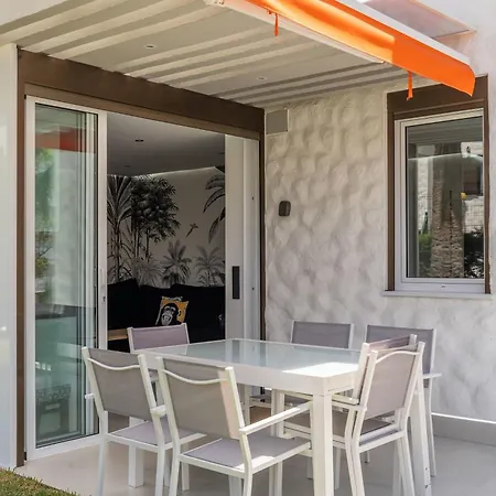 Apartamerica 341 Lujovista Mar Homestay Playa de las Americas (Tenerife)